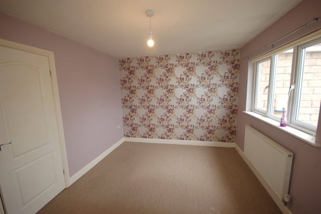 14, St James Fold, Blackburn photo 4
