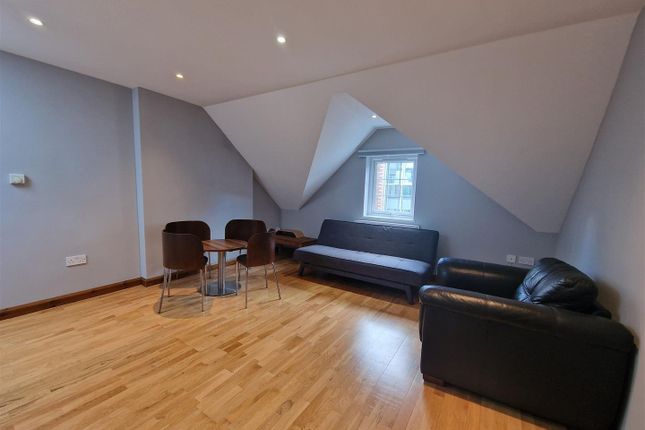 Thumbnail Flat to rent in Swiss Cottage NW6, London