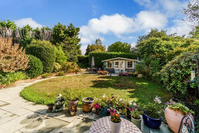 105, Firswood Avenue, Stoneleigh photo 2