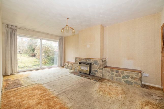 3, Hoades Wood Road, Canterbury photo 2