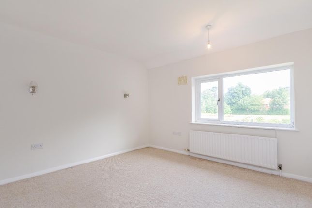 14, Nursery Drive, York photo 4