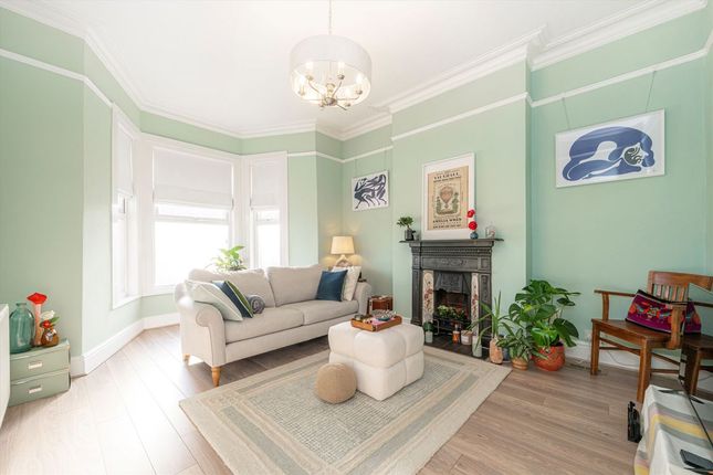 Garden Flat, 582, London Road, Isleworth photo 2