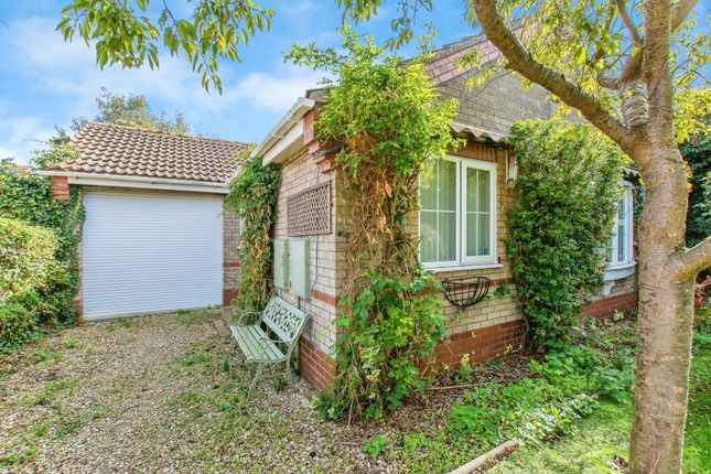2-bed bungalow on 8, Sargeants Close, Boston, £200,000