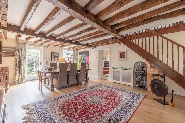 Stable House, Minerva Way, Beaconsfield photo 5