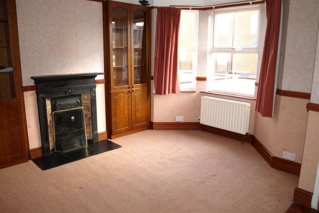 Terraced house to rent in Queens Road, Farnborough