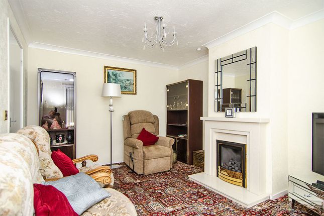 11, Muldoon Close, Cannock photo 4