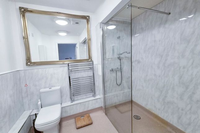 15 Alston Court, Crowstone Road, Westcliff-On-Sea photo 4