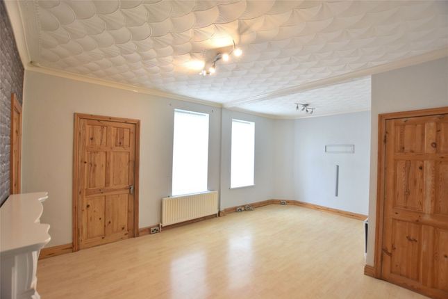 77 Hewitson Terrace, Gateshead photo 5