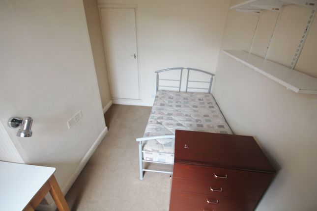 Terraced house to rent in Jarrom Street, West End, Leicester
