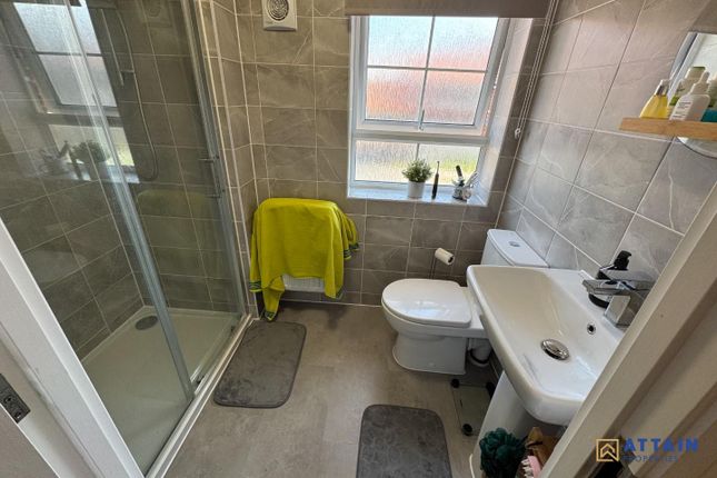 En-Suite.Jpg