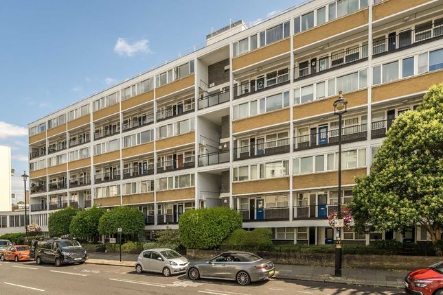 3-bed house on Flat 16, Nash House, Lupus Street, London, £3,748/mo