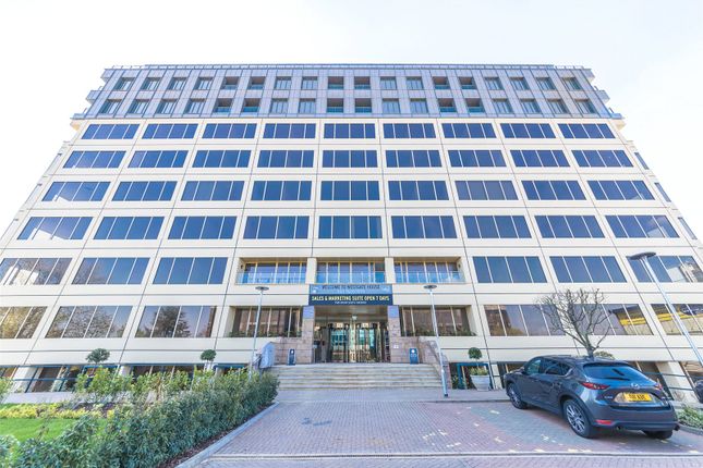 Flat for sale in Westgate House, West Gate, London