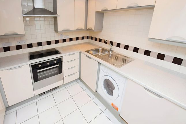 23, Fusion 8, Salford photo 2