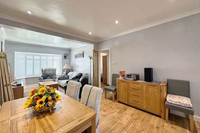 20 Lletty Dafydd, Neath photo 4