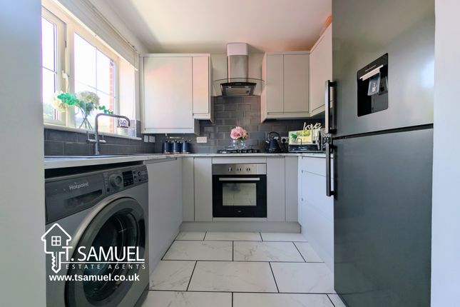 17 Maes Y Ffynnon, Mountain Ash photo 4