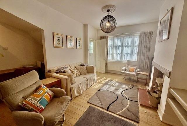 6, Margaret Grove, Birmingham photo 4