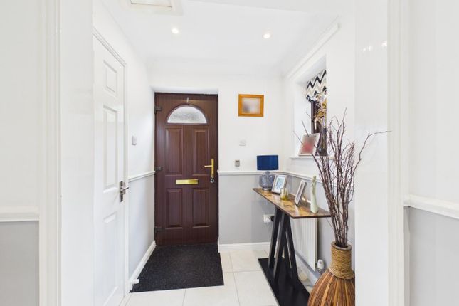 Lavender House, Woodlands Road, Wotton-Under-Edge photo 3