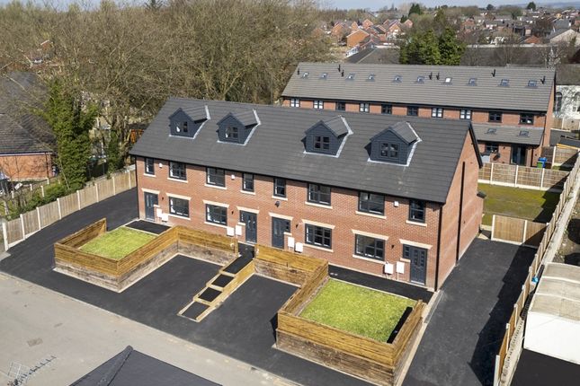10, King Street, Hindley photo 2