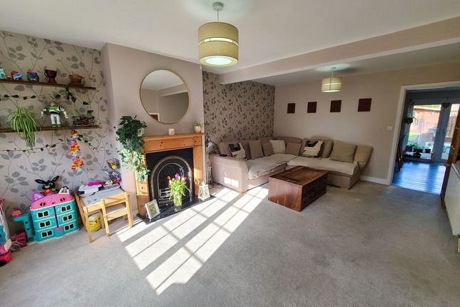 44, Testwood Crescent, Southampton photo 3