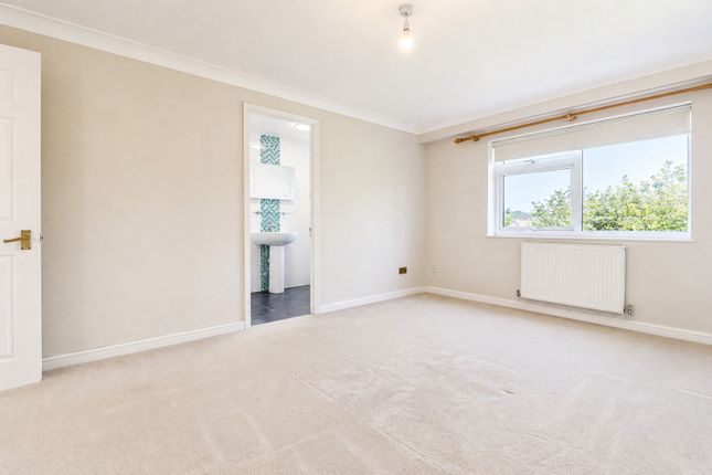 Flat 13, Oakbrook, 8 Court Downs Road, Beckenham photo 4
