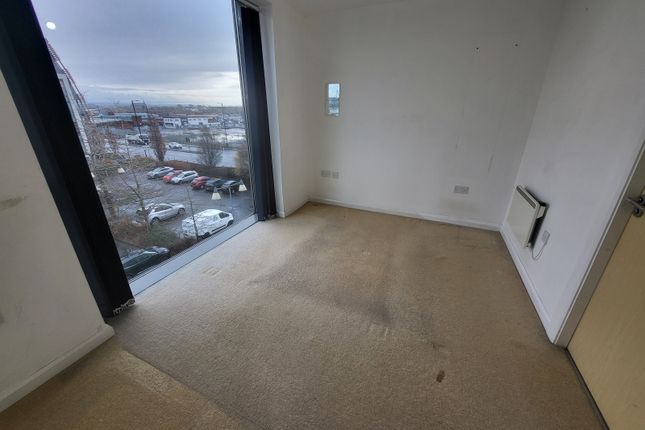 401 Ashton Old Road, Manchester photo 5