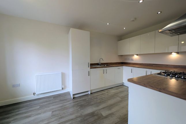 4, Swift Way, West Yorkshire photo 3