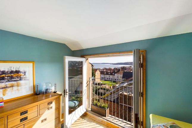 End terrace house for sale in St. Marys Walk, Scarborough