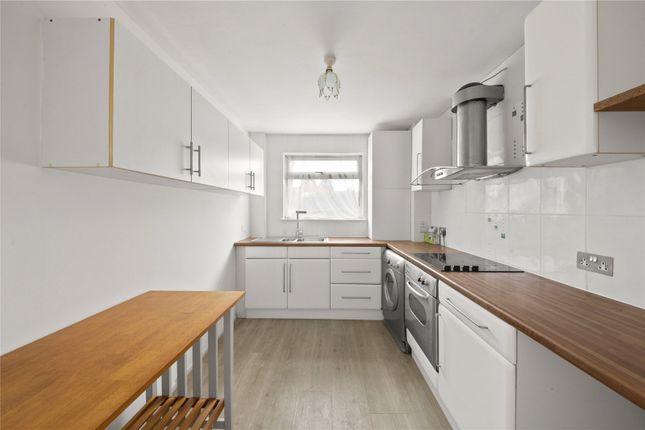 29, Glebe Avenue, Ruislip photo 2
