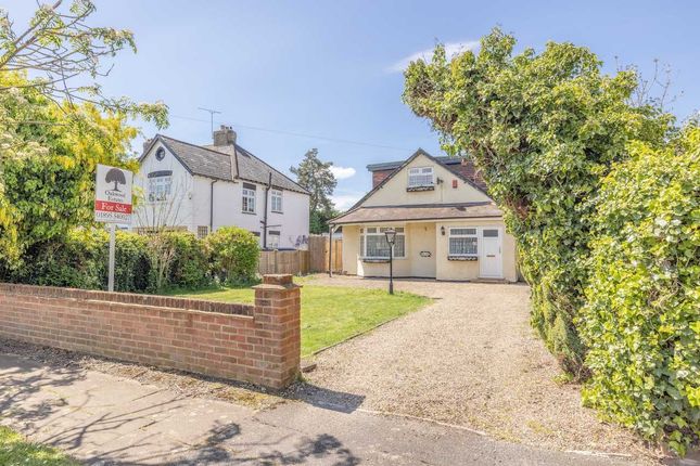 Thumbnail Bungalow for sale in Sunray Avenue, West Drayton