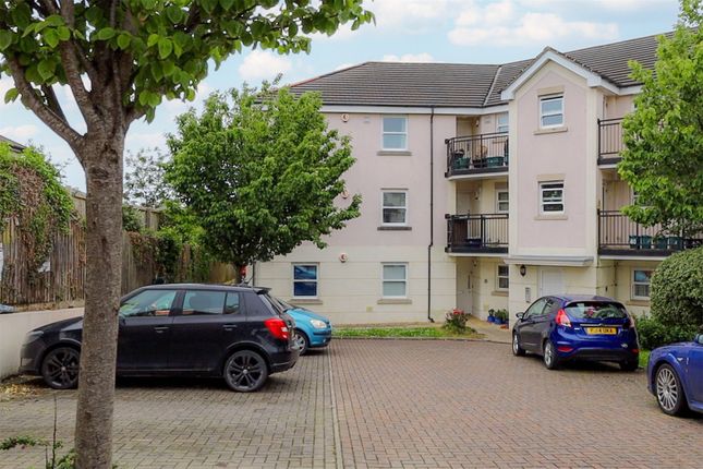 Thumbnail Flat for sale in Union Close, Bideford