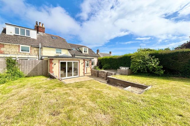 The Mount, Newport Road, Niton photo 2