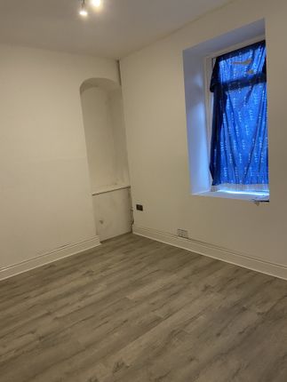 28, Ritson Street, Neath photo 3