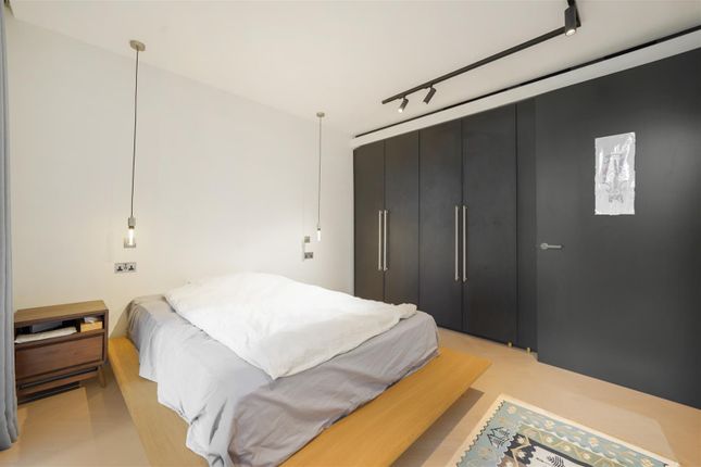 Apartment S1304, 19, Sun Street, London photo 4