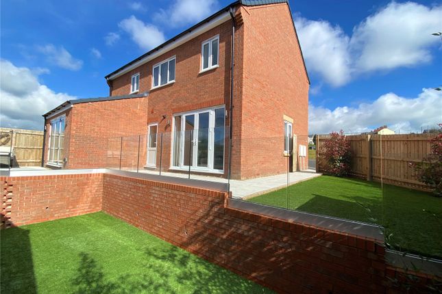 Detached house for sale in Moore Close, Long Buckby, Northamptonshire