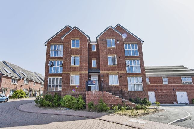 Flat for sale in Chinchen Close, East Cowes, Isle Of Wight