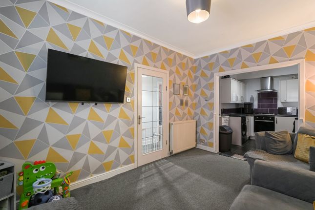 31 Upper Mill Street, Tillicoultry, Tillicoultry photo 4