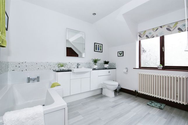 Willow Lodge, Horseshoe Road, Spalding photo 3