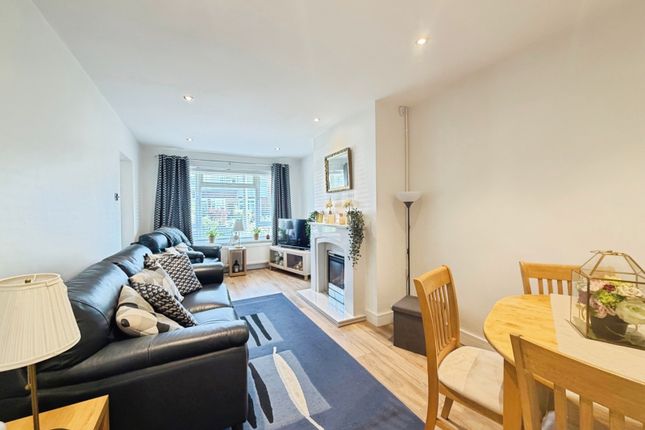 14, York Road, Ash photo 2