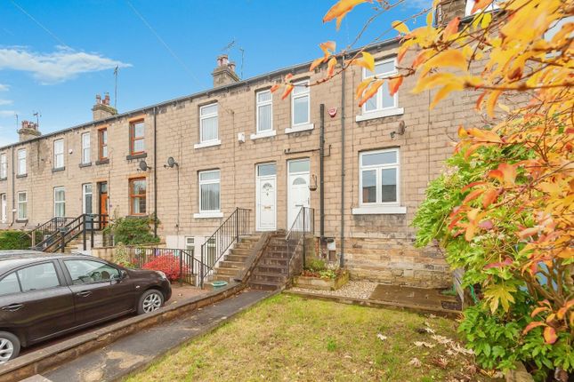 Thumbnail Terraced house for sale in Oaklands Avenue, Rodley