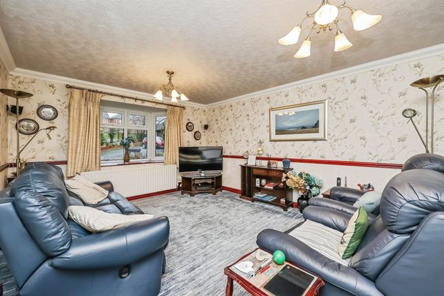 5, Simonfields Close, Ilkeston photo 2