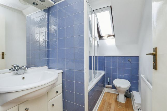 Flat for sale in Roseville Close, Norwich