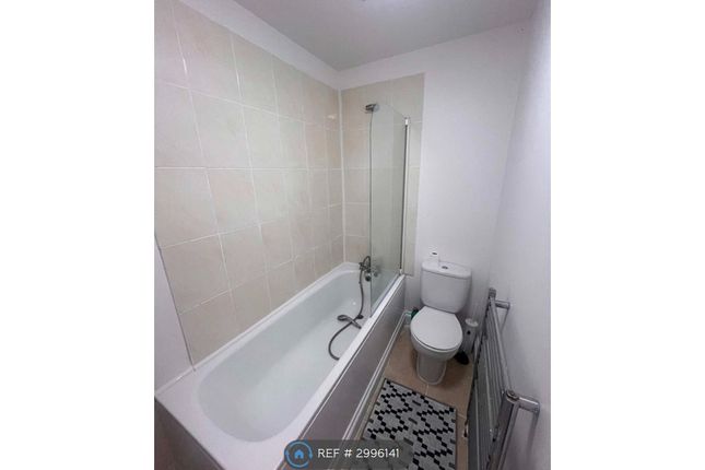 Morton Road, Islington, London photo 3