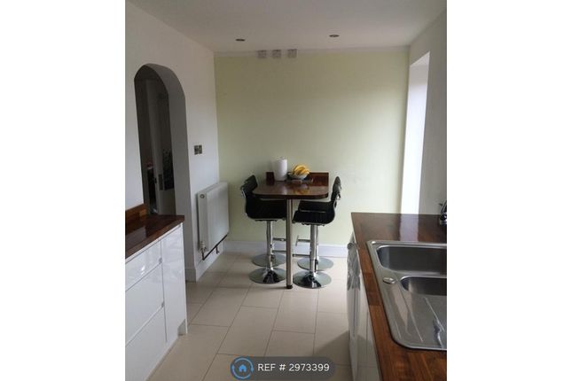 Lovel Avenue, Weling photo 3