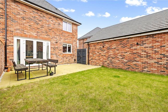 1 Fennel Drive, Chichester photo 4