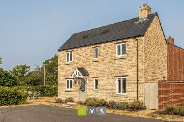 3-bed house on 8 Norreys Drive, Bicester, £540,000