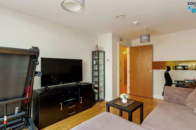 Norfolk House, 9 Brookmill Road, Deptford, London photo 4