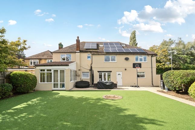 86, Moorfield Road, Denham Green photo 4