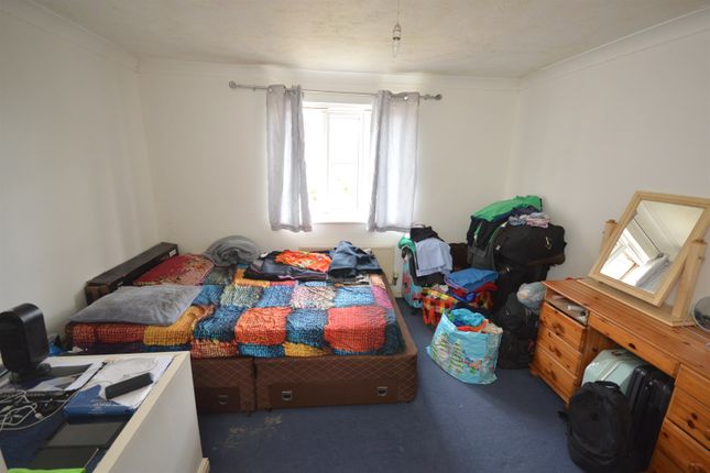 34, Nichols Grove, Essex photo 4
