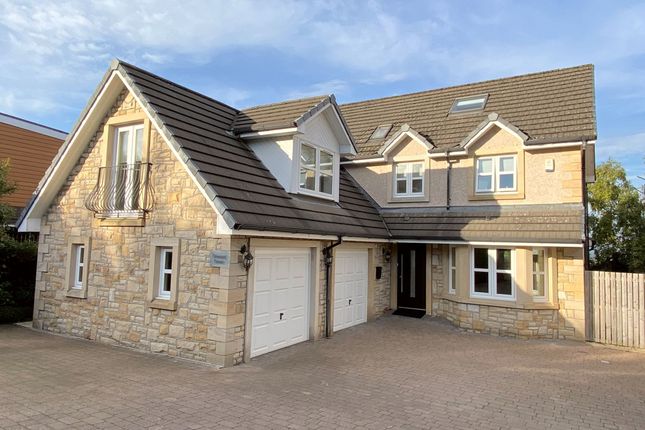 Thumbnail Detached house for sale in Glen Road, Torwood
