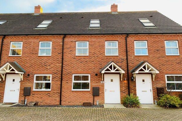 Thumbnail Property to rent in Freesia Close, Evesham